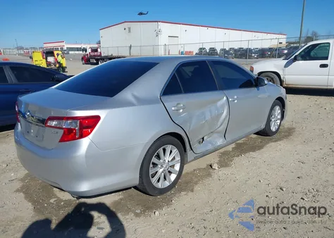 2012 Toyota Camry Xle z USA, uszkodzony, nr VIN 4T4BF1FK6CR264456